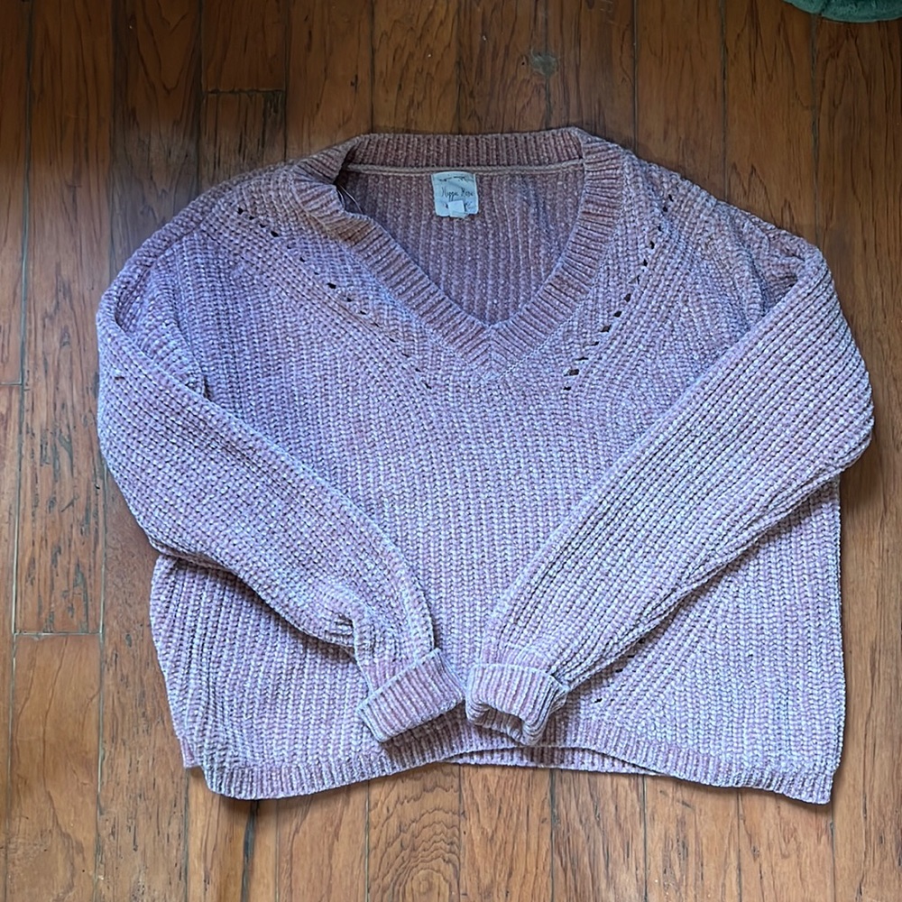 Hippie rose v-neck soft sweater